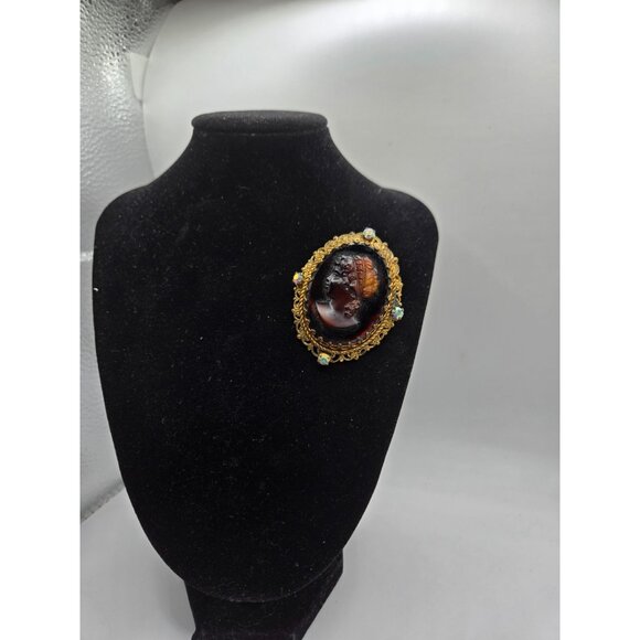 Vintage Germany Cameo Brooch Reverse Carved Lucite AB Rhinestones Ornate Filigre - Picture 6 of 8